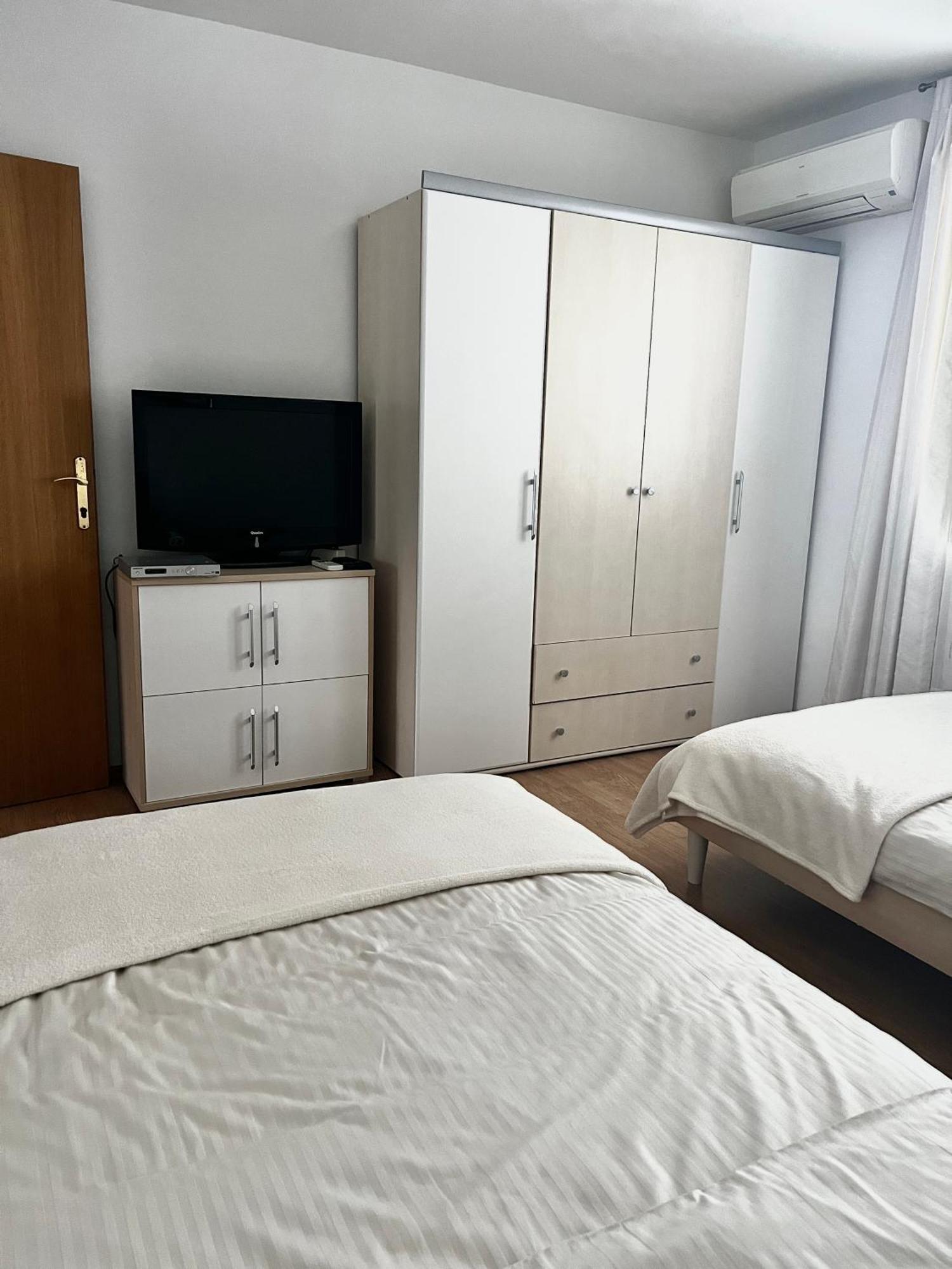 D.O.O. Yury Apartment Trogir Kültér fotó
